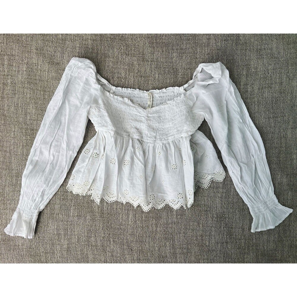 American Eagle Women's White Smocked Eyelet Peplum Puff Sleeve Blouse M